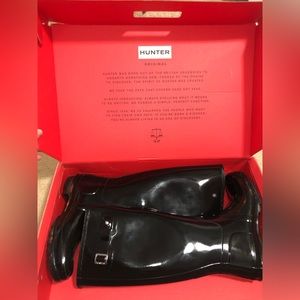 Hunter Black Gloss Tall Rain Boots